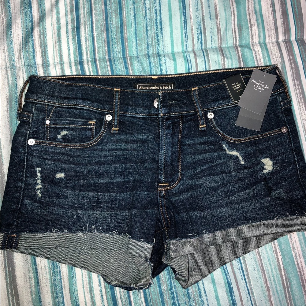 Sz 26 lowrise short shorts Abercrombie&Fitch